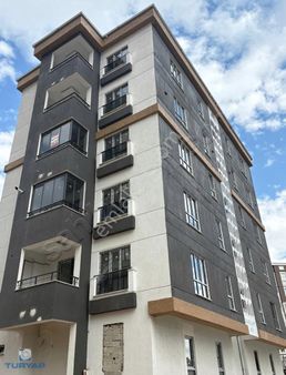 Binevler Turyaptan Maraşpark Karşısı Lüks 2+1 Satılık Daire