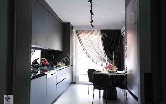 Kıyıboyunda Sıfır Lüx Yapılı Sosyal Donatılı Kapalı Mutfak 3+1