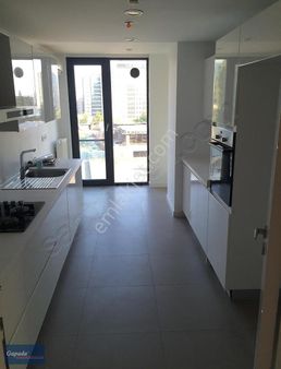 İstwest'te 4+1 Satılık Peyzaj Cephe İyi Konumda 210 M. Daire