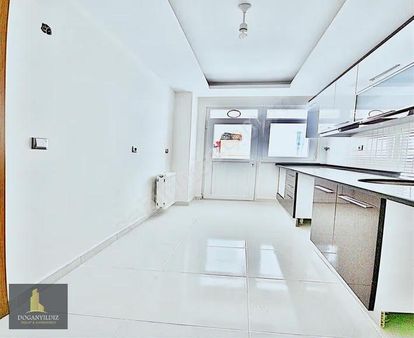 Doğan Yıldız Dan Sade Ve Şık Tasarımlı 2+1 Ara Kat