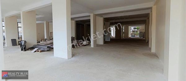 İstanbul Sultanbeyli Kiralık Cadde Üzeri 950 M2 Dükkan&mağaza
