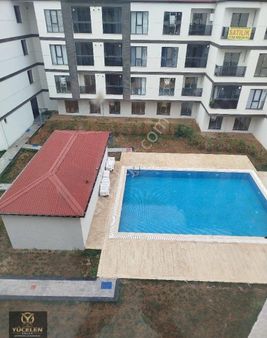 Danış Lıfe Sitesinde Havuzlu-kapalı/açık Otoparklı 1+1 Satılık Daire