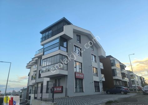 İncek'te Yüksek Kredili 3+1 Dubleks Daire