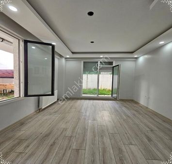 Beylikdüzü Yakupluda Eşsiz Bahçe Katlarından Amerkan Mutfak 2+1