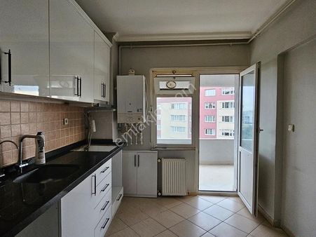 Beylikdüzü Marmara Mh 2 Balkon Kısmi Deniz Mnzaralı Ferah 3+1