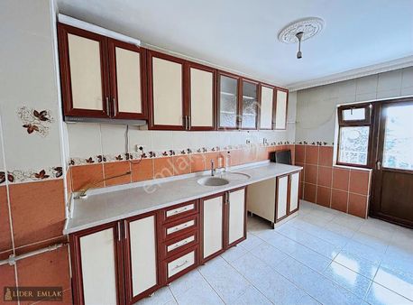 Güneşevler Çarşamba Pazarı Merkezi Lokasyonunda 3+1 Ara Kat