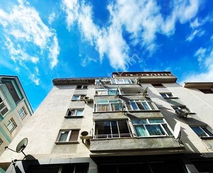 Mertcan Dan Soğanlık Çarşıya Yürüme Eşyalı 2+1 Balkonlu Kiralık