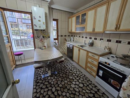 Adnanmenderes Mahallesınde 2+1 Gırıs Kat Satılık