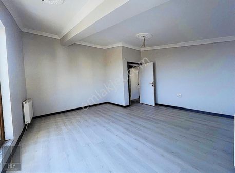 Hly Gayrimenkulden Yıldız Mahallesinde Satılık 4+1 Sıfır Daire