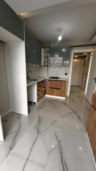 Şehir Merkezinde Kırmızı Toprak Mahallesi Lüx Geniş Balkonlu 2+1 Daire