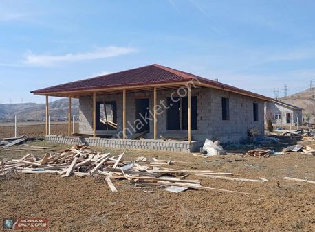 Sirkeli Yeşilyurt'ta Na Tamam Yapılı1750m2 Hisseli Bahçeli Konut