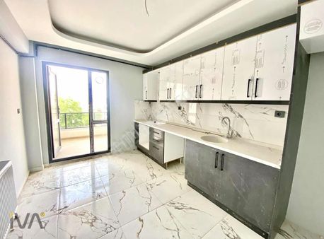 İva'dan Merkezde Arakat Geniş Ve Ferah Kullanışlı Daire!