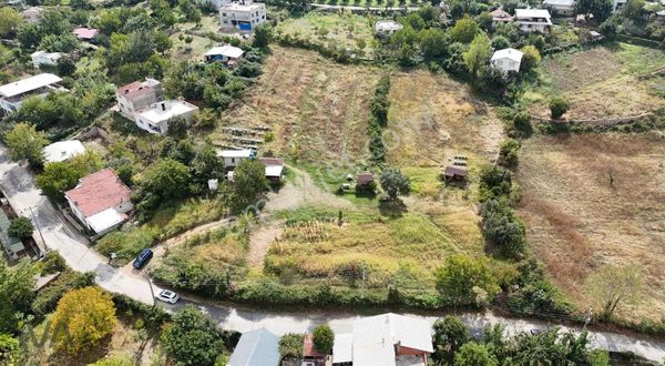 İva'dan Hamamlıkızıkta Emsalsiz Konumda Şerefiyeli Bahçe