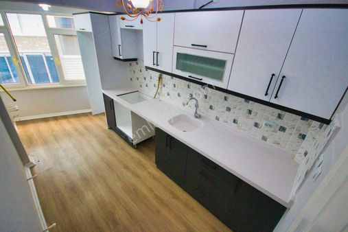 🛑🛑aktif'ten Akçay'da Ön Cephe Ayrı Mutfak Çift Balkon Geniş 3+1 Masrafsız Daire