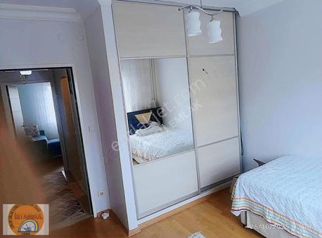 Emlak Bank Konutlarında Satılık Ara Kat Genis 3+1 Satılık Daire