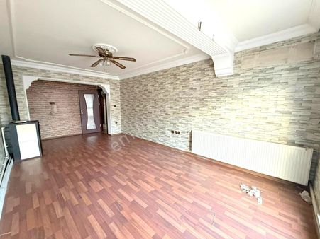 Tutar Da Çakmak Durağı Yakını 4+1 150 M2 Dublex Daire