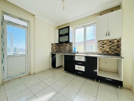 Antalya Varsak Tramvay Dibi 2+1 Ayrı Mutfak Asansörlü Katta Daire