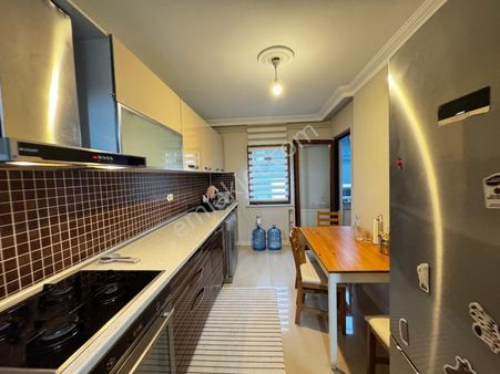 Tekirdağ Çorlu Hürriyet Mh Siteicisi 12 Yıllık Sıfır Ayarında Satılık 3+1