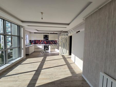 Karınca'dan Akdeniz Mh'de Lüx Sitede Bağımsız Mutfaklı 3+1!!