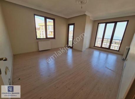 Yenidoğan'da Satılık Çatı Dubleks