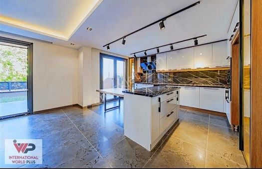 Selimpaşa'da Deniz Manzaralı Satılık Villa