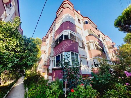 ꧁ay Emlaktan꧂akçay'da İçi Komple Yapılı Kombili Denize 300 M Ayrı Mutfak Ön Cephe Satılık 2+1 Daire