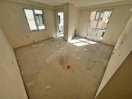 Yatırım'dan Altıntepede Metroya 10dk 2.katta Sıfır Yapı 2+1