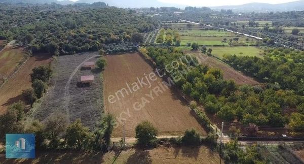 Sky'dan Muğla Menteşe'de Güzel Konumda 6,079 M2 Satılık Arazi