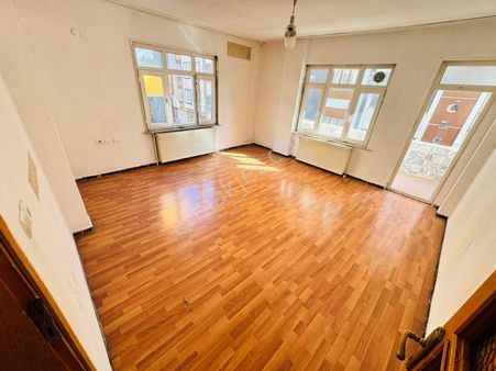 Özgür İnşaat'tan Sultançiftliği Mah'de 2+1 110m2 Köşe Başı 2.kat