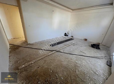 Fsm Mahallesinde 3+1 Metrajında 2+1 Yüksek Giriş(ebev. Banyolu)