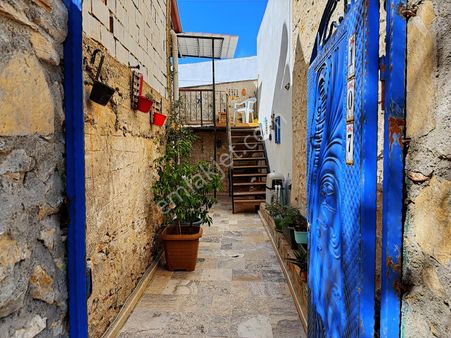 Datça Yazı Köy'de Eşyalı Satılık Avlulu Otantik 1+1 Taş Ev