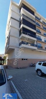 Karabük Merkez Safir Sokakta 75. Yıl Karabük Anadolu Lisesi Yanı Satılık 3+1 Daire