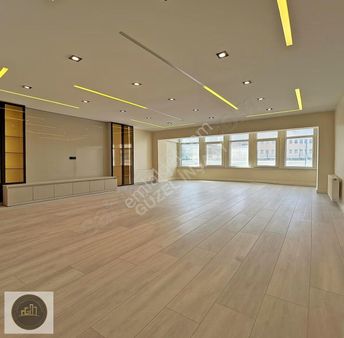 Adnan Kahveci Merkezi Lokasyon'da Site İçi Geniş M2 Arakat 3+1 !!