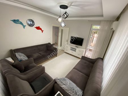 Şehitler Parkı Yakını Doğalgazlı Ayrı Mutfaklı Yüksek Giriş