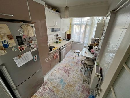 Atatürk Mah. Satılık 24m² Hisseli 3+1 3.kat