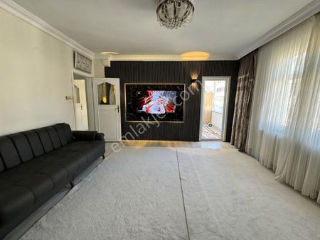 Mehmet Akif Mah. Masrafsız 2+1 120m2 Oldukça Geniş 3.kat