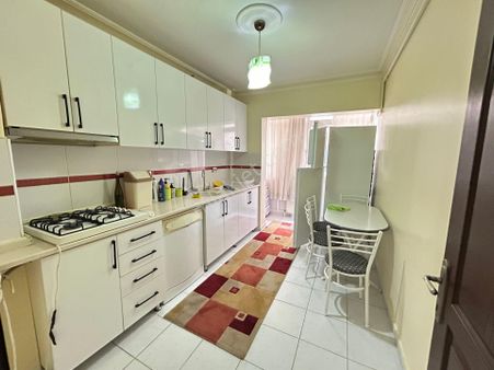 Taner'den Dikmen Sokullu Cad'de Ptt Yakını 3+1 125 Kombili Arakat Manzaralı