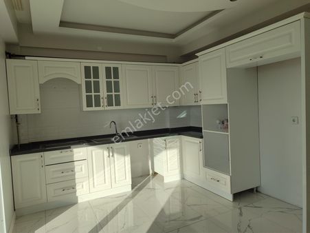 Bağlar Bağcılar Nevroz Park Karşısı Satılık Dairemiz 3yıllık