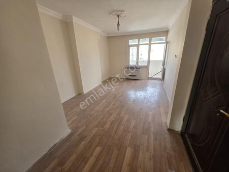 Mehmet Akifte Satılık 2+1 6.kat