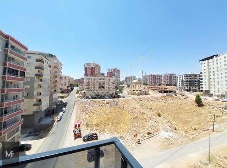 Maride Emlak'tan Araştırma Hastanesi Yanı Satılık 3+1 Lüx Daire