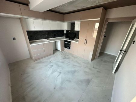 Cansu Gayrimenkulden Cadde Üzeri Katta Ego Güzergahı 3+1 Daire