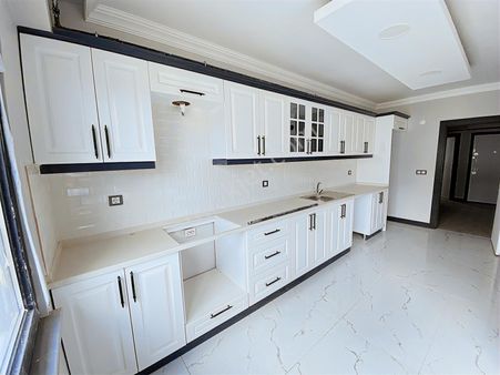 Tuğra'dan Muhittin Mah. Site İçinde 2+1 Kat Ve Cephe Seçenekli