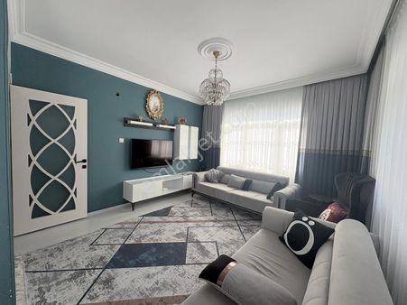 Prestij'den Cumhuriyet'te Sosyete Civarı İçi Full Yapılı 2+1