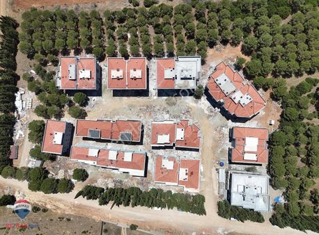 5 Kemalpaşa'da Güvenlıklı Sıte Içerısınde Satılık Vılla