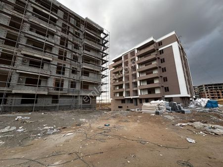 Emlak 72 Den Hasankeyf Yolunda Satılık 2+1 Daire