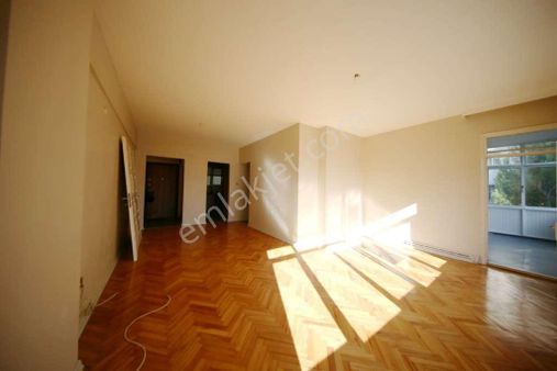 Bostancı Gösteri Merkezine Yakın Katta Kiralık 3+1