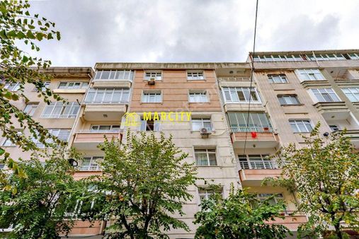 Marcity'den Çamlık Cad.uefa Kupasına Yakın Asansörlü Daire