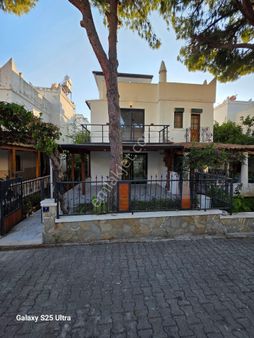 🏡 Aydın Didim Mavişehir Sedef Koyunda Denıze 100 Metre Mesafede Satılık Tripleks Villa 🏡