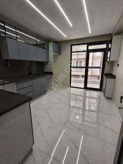 Şirintepe Mahallesinde Satılık 3+1 Daire