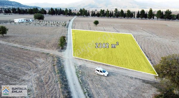 Çomaklının En Güzel Arsası 2282 M2 Köşebaşı Şebeke Suyu Önünde